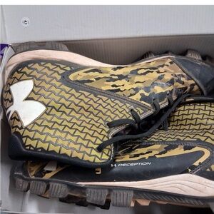 Under Armour Camo Baseball Cleats